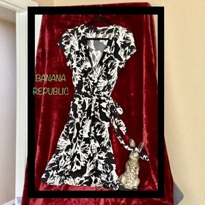 Banana Republic Black/Cream Dress